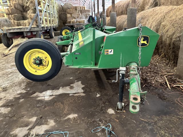 Image of John Deere 120 equipment image 2