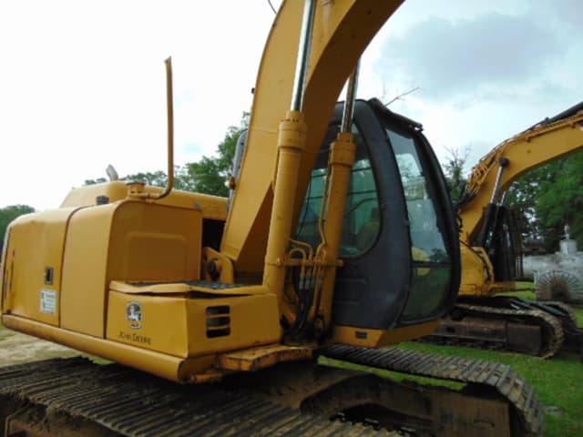 Image of John Deere 120C equipment image 3