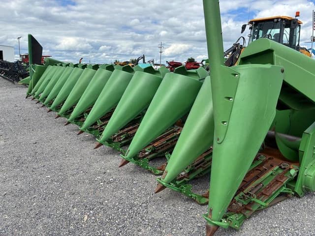 Image of John Deere 1293 equipment image 2