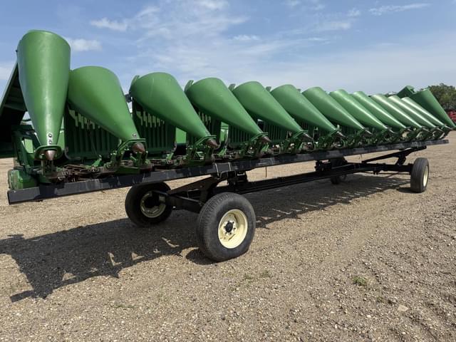 Image of John Deere 1293 equipment image 3