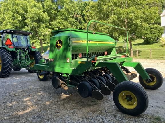 Image of John Deere 1590 equipment image 1
