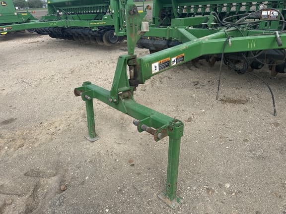 Image of John Deere 1590 equipment image 2