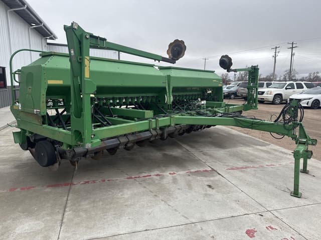 Image of John Deere 1590 equipment image 4