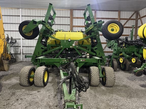 Image of John Deere 1690 Primary image