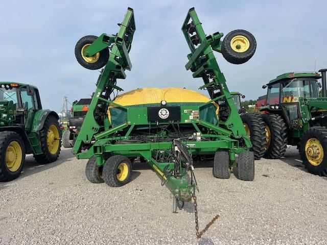 Image of John Deere 1690 equipment image 1