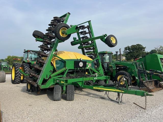 Image of John Deere 1690 equipment image 2