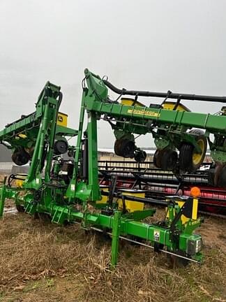 2005 John Deere 1720 Equipment Image0