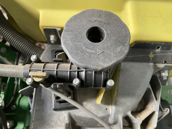 Image of John Deere 1720 equipment image 4