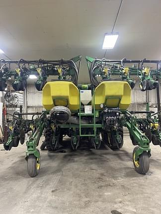 Image of John Deere 1720 Primary image
