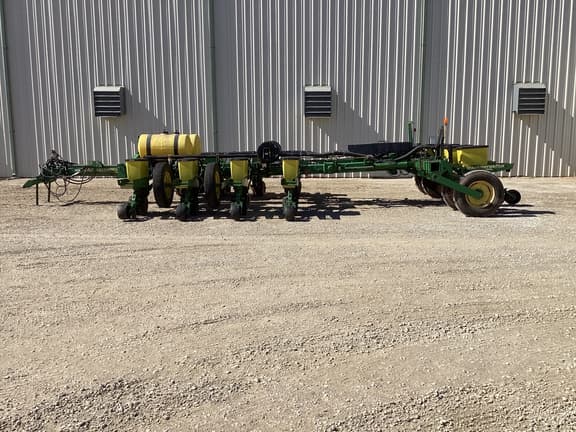 Image of John Deere 1770 Primary image