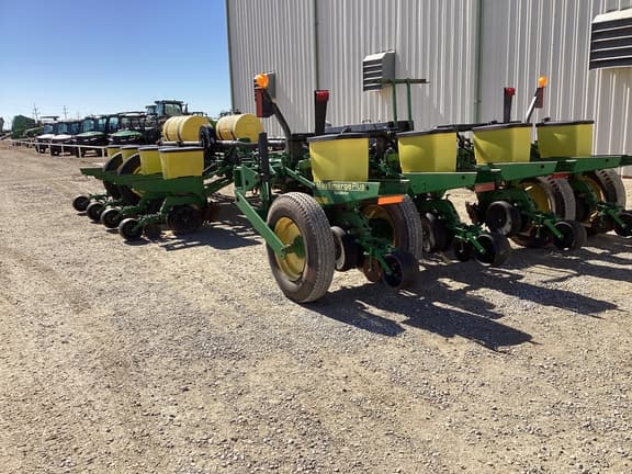 Image of John Deere 1770 equipment image 2