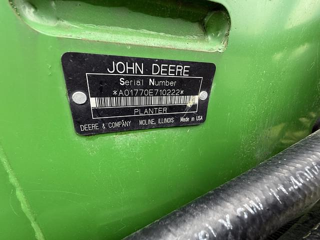 Image of John Deere 1770 equipment image 4