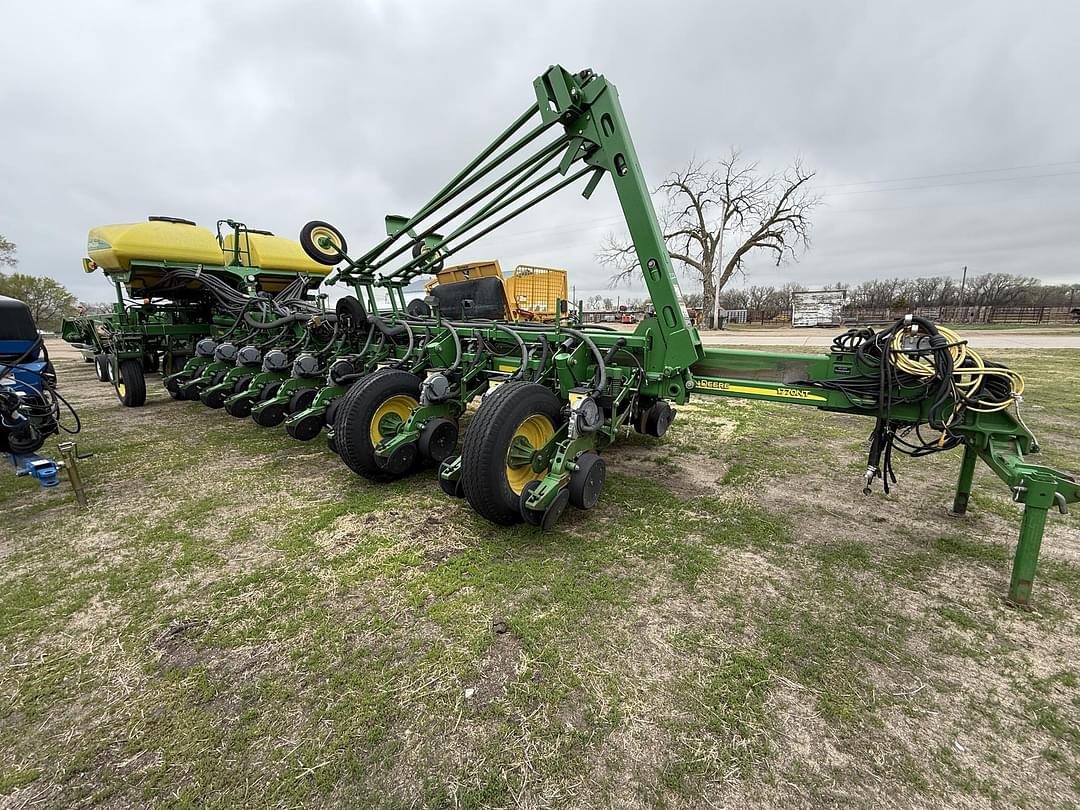 Image of John Deere 1770 Primary image