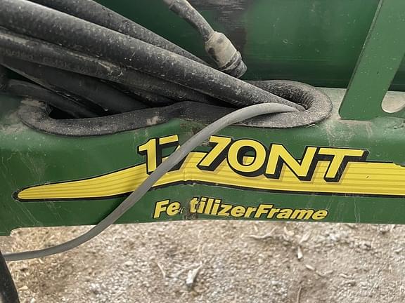 Image of John Deere 1770 equipment image 1