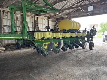 Main image John Deere 1770