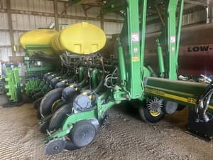 2005 John Deere 1770 Image