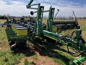 2005 John Deere 1770 Image