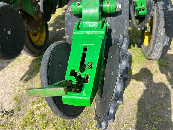 Thumbnail image John Deere 1790 5