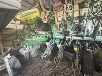 Main image John Deere 1790