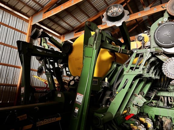 Image of John Deere 1790 equipment image 3