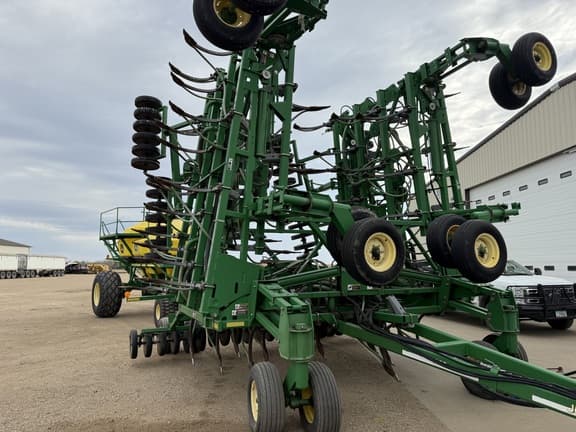 Image of John Deere 1820 Primary image