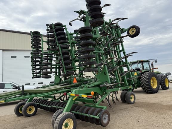 Image of John Deere 1820 equipment image 1