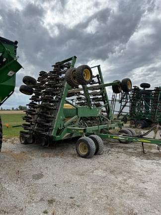 Image of John Deere 1890 equipment image 2