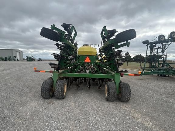 Image of John Deere 1890 equipment image 3