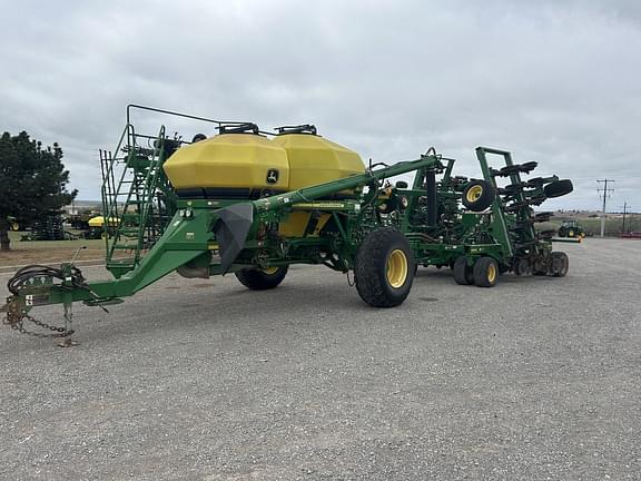 Image of John Deere 1890 equipment image 1