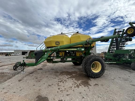 Image of John Deere 1890 equipment image 2