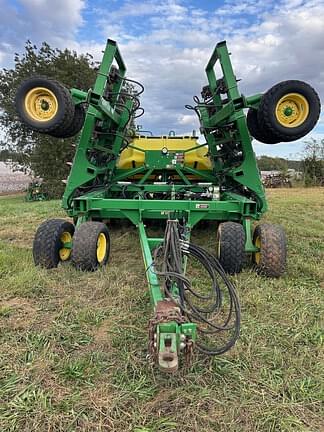 Image of John Deere 1890 equipment image 3