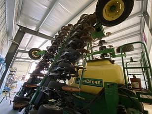 Main image John Deere 1890 23