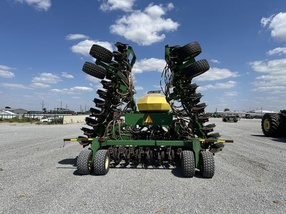 Image of John Deere 1890 equipment image 3