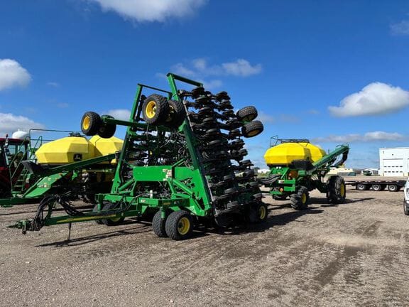 2005 John Deere 1890 Equipment Image0