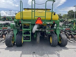 Main image John Deere 1990 17