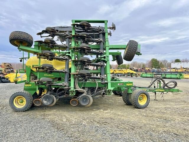 Image of John Deere 1990 equipment image 3