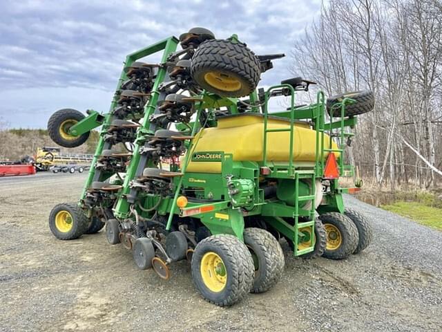 Image of John Deere 1990 equipment image 4