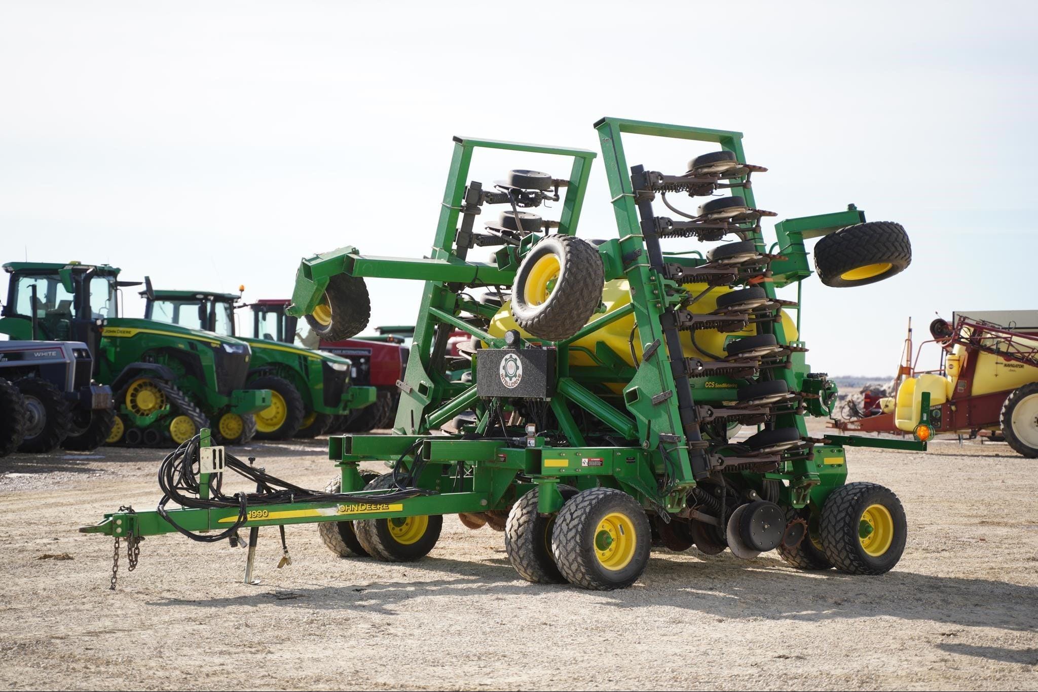 2005 John Deere 1990 Equipment Image0