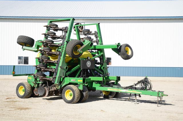 Image of John Deere 1990 equipment image 2