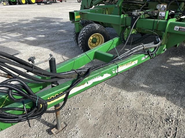 Image of John Deere 1990 equipment image 4