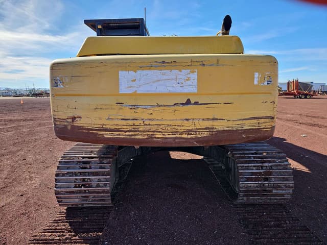 Image of John Deere 200C LC equipment image 4