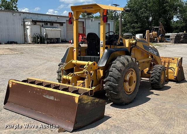 Image of John Deere 210LE equipment image 4