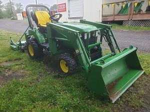 2005 John Deere 2210 Image