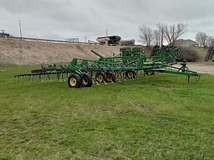 Main image John Deere 2210L 7