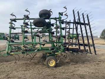 Main image John Deere 2210