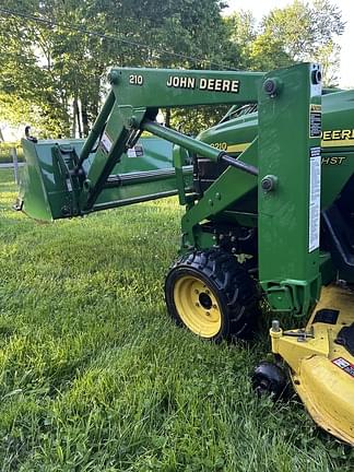 Image of John Deere 2210 equipment image 4