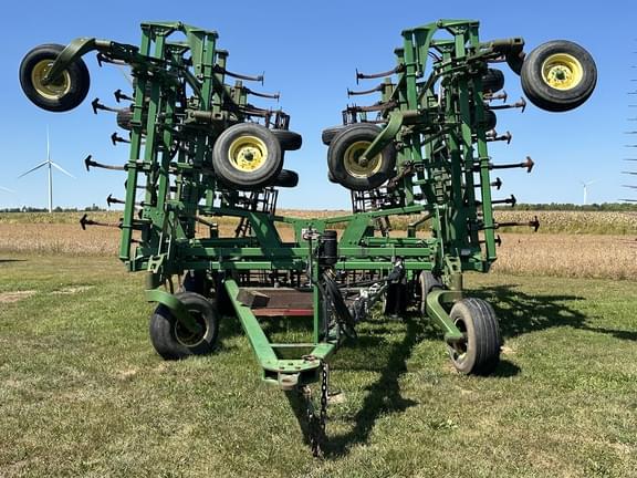 Image of John Deere 2210 Primary image