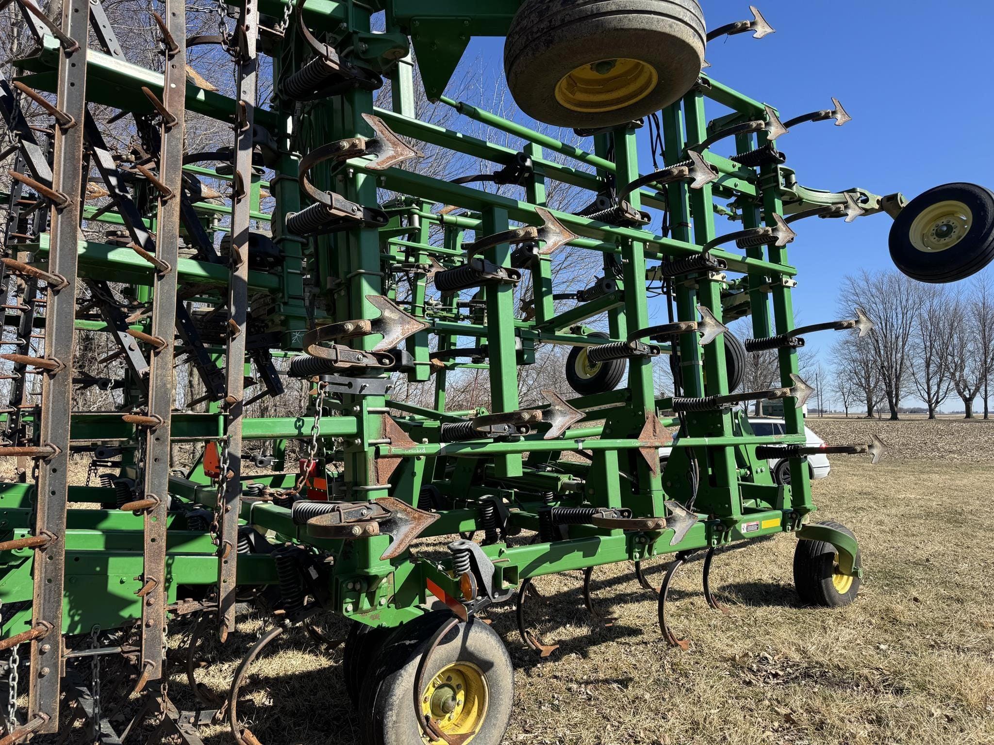 2005 John Deere 2210 Equipment Image0