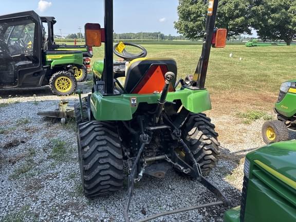 Image of John Deere 2210 equipment image 2