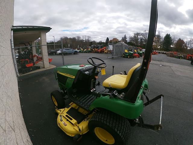 Image of John Deere 2210 equipment image 2